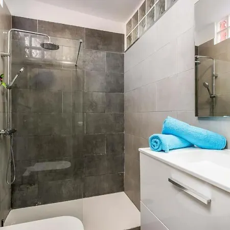 Vila Playa De Fanabe Sleeps 8 With Pool And Air Con Costa Adeje (Tenerife)